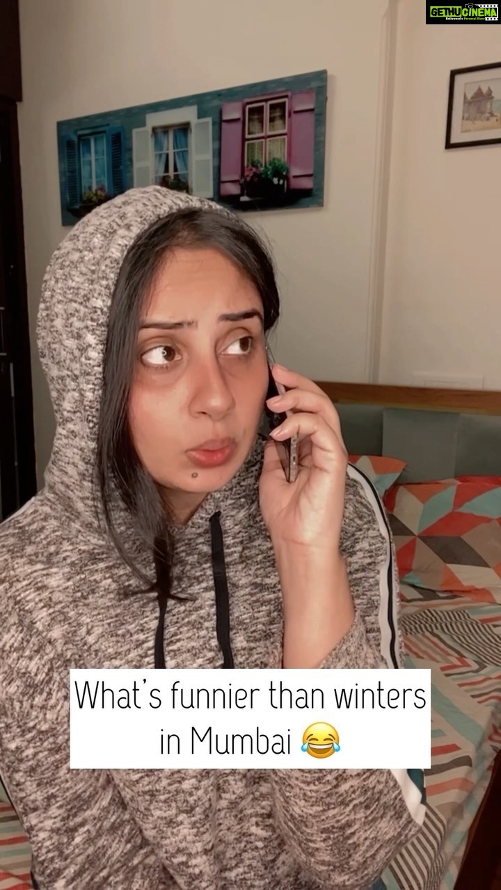 Bhanushree Mehra Instagram - Ok but honestly, this year Mumbai winter is a legit thing 😅 . . . . . . #mumbaiwinters #mumbaiweather #chill #nippy #funnyvideos #mumbaimemes #winterishere
