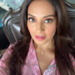 Bipasha Basu Instagram - Pink💗 #loveyourself #lovelife