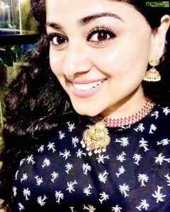 Chandini Sreedharan Instagram - Wearing & loving Neha Chechi’s early birthday gift to me!! Can’t waittt to flaunt & dress it up with some beautiful Indian wear!! Thankkk youuu cutieee, I love it & you!! ❤️ @__neha.fathima__