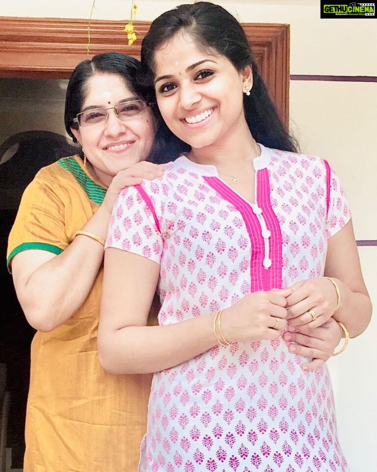 Chandini Sreedharan Instagram - Happy Mother’s Day Amma! ❤️ I Love You Today & Every Day!! (Whyyy so cute!! 😍😘🥰)