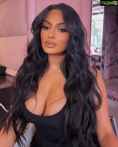 Chandrika Ravi Instagram - Foreign.