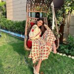 Daisy Shah Instagram - Week that went by 👐🏻👯‍♀️🐶 . . . #photodump