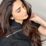 Daisy Shah Instagram - Week that went by 👐🏻👯‍♀️🐶 . . . #photodump