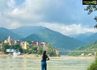 Daisy Shah Instagram - Going with the trend! Since photodump is a thing now a days . . . #daisyshah #photodump #rishikesh #rishikeshdiaries #livelovelaugh