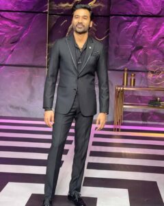 Dhanush Instagram - Atrangire ❤❤❤ promotions 
Styled by @kavyasriraam