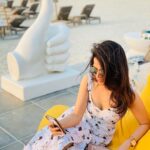 Dhivyadharshini Instagram – 1 2 3 4 pics 

#ddneelakandan #jbr #smokybeachdubai #dubai #throwback #smokybeach_jbr #fashion #style @visit.dubai @jbr_official #sunset