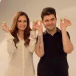 Dia Mirza Instagram - New campaign shot with this lovely human @dabbooratnani 💖🤗 #ComingUp #WorkMode #GirlsWorking #BTS #BeingGoofy Mumbai, Maharashtra