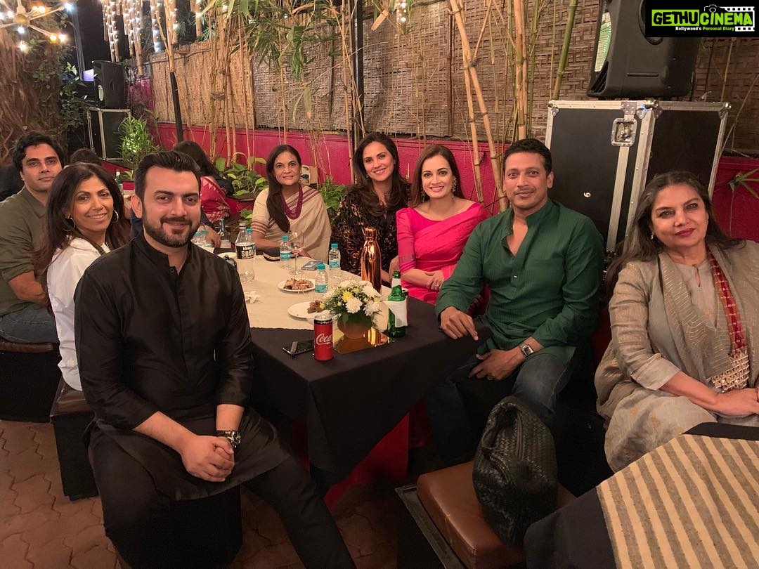 Dia Mirza Instagram - Evenings like these are etched in our memories forever ❤️ it is always so special experiencing the magic of maestros. Thank you @officialzakirhussain and @kunal.r.kapoor for the incredible #MemorialConcert every year. It’s a must do 🙏🏻 @prithvitheatre Mumbai, Maharashtra