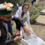 Dia Mirza Instagram - Our #SundayMotivation came from @healinghimalayas! We trekked through the hills and picked up 120 gurney bags of plastic. There is more. And we will not stop till we’ve made all accountable for plastic waste. #BeatPlasticPollution @unenvironment @earthlingfirst Kalpa, Himachal Pradesh