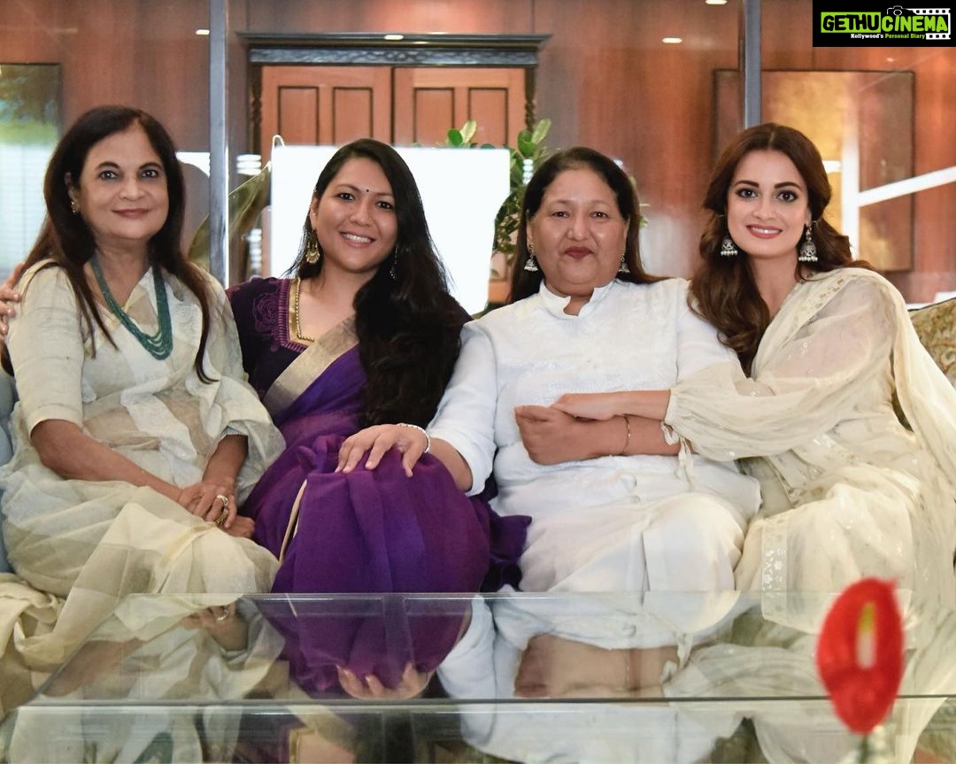 Dia Mirza Instagram - So so happy and grateful we got to experience last evening with our Mothers. #Kaafir made me a mother to the most magical child Dishita aka Seher... no words will ever be adequate to express the bond between mother and child... @chinxter @poonam1956 @deepamirza #HumanityIsMyReligion
