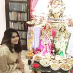 Dimple Chopade Instagram - Festival Brings Positivity 💫 🌺Ganpati Bappa Morya 🌺 Home Sweet Home