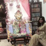 Dimple Chopade Instagram - Festival Brings Positivity 💫 🌺Ganpati Bappa Morya 🌺 Home Sweet Home