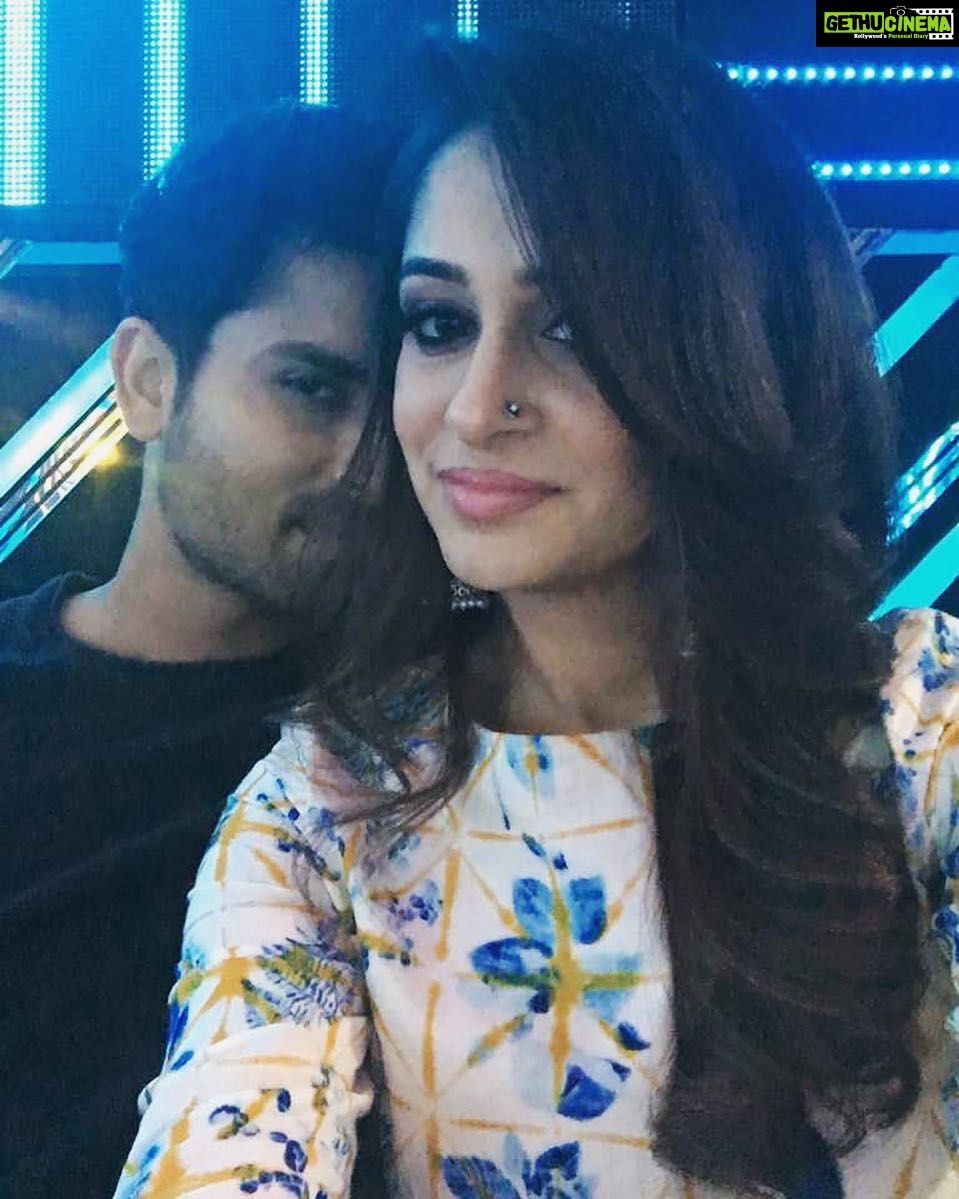 Dipika Kakar Instagram - Agar tum saath ho, toh zindagi se aur kya chaiye💜 #Soulmate #Shoaika