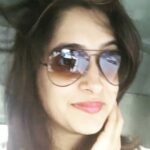 Dipika Kakar Instagram – Let your hair fly free😉😎 Obsessed #autorickshaw traveller😉 #cheapthrills