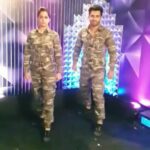 Dipika Kakar Instagram - When even just a uniform makes you feel so powerful & patriotic😁 #staytuned & watch #nachbaliye8 tonight at 8pm @starplus #jaihind