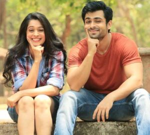 Dipika Kakar Instagram - Hey guys, catch us live today at 10pm & let's have some fun together😁 #instalive #staytuned