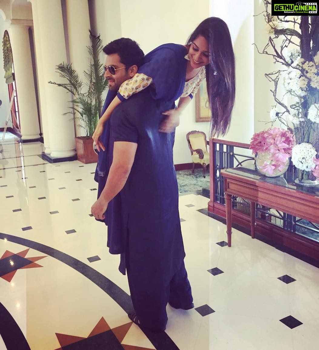 Dipika Kakar Instagram - Thoda pyaar lucknowi style😋♥️ #candid #happytimes