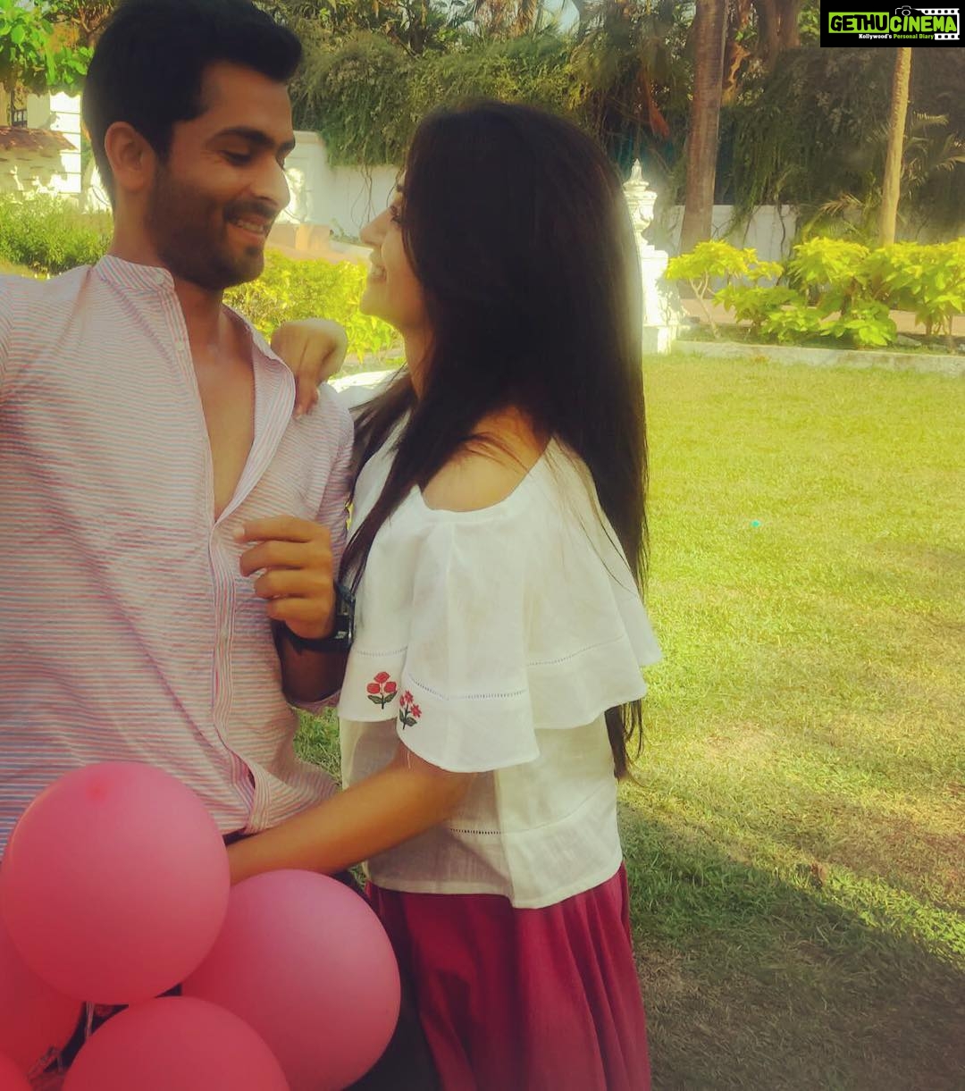 Dipika Kakar Instagram - Lost in love❤☺ #eyetoeye #candid❤ #thesemoments 😍
