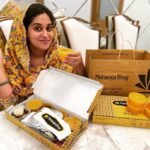 Dipika Kakar Instagram - Throwback to this lovely meal boxes sent to us by @maharajabhogindia !!! They r delivering these amazing boxes at your home with their season special Amras 😍 !!! . . you can order thru Zomato @maharajabhogindia @teamashishmaheshwari