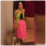 Dipika Kakar Instagram - There is nothing like staying at home in my complete comfort zone😄 #homie #chillmode