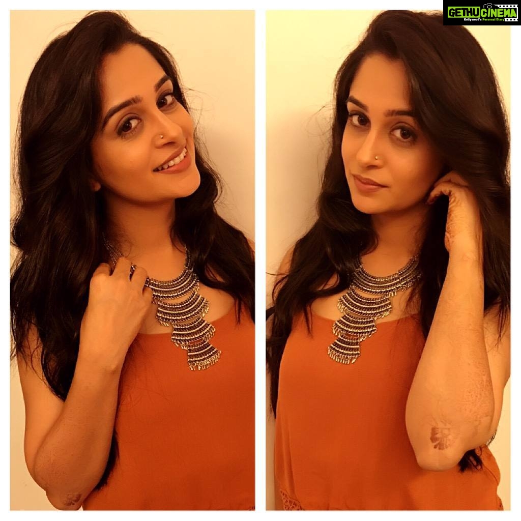 Dipika Kakar Instagram - The best accessory a woman can wear, is none other than a beautiful smile😄 #smilealways #thursdaythoughts