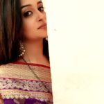 Dipika Kakar Instagram - Frame of mind when the whole World is enjoying Sunday & you are stuck at shoot😞 #moodoftheday #sundayblues #onset #shootmode #worklife