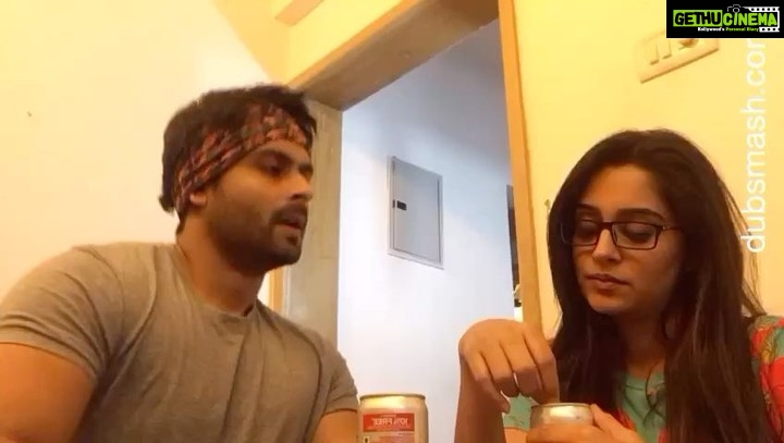 Dipika Kakar Instagram - #Repost @shoaib2087 with @repostapp ・・・ When you are rocking the dubsmash & you realise that she is better at it😋 #fridayfun #dubsmash #mybae #weekendvibes