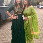 Dipika Kakar Instagram - Such a coincidence to meet my school mate @sonalee18588 shooting at the same venue.👭😄 #destiny #oldfriends #memories #schooltime #luckyme #goodday