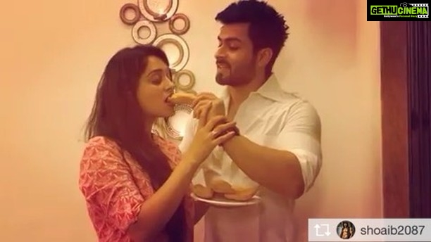 Dipika Kakar Instagram - #happydiwali to all of you'll forom me and @shoaib2087