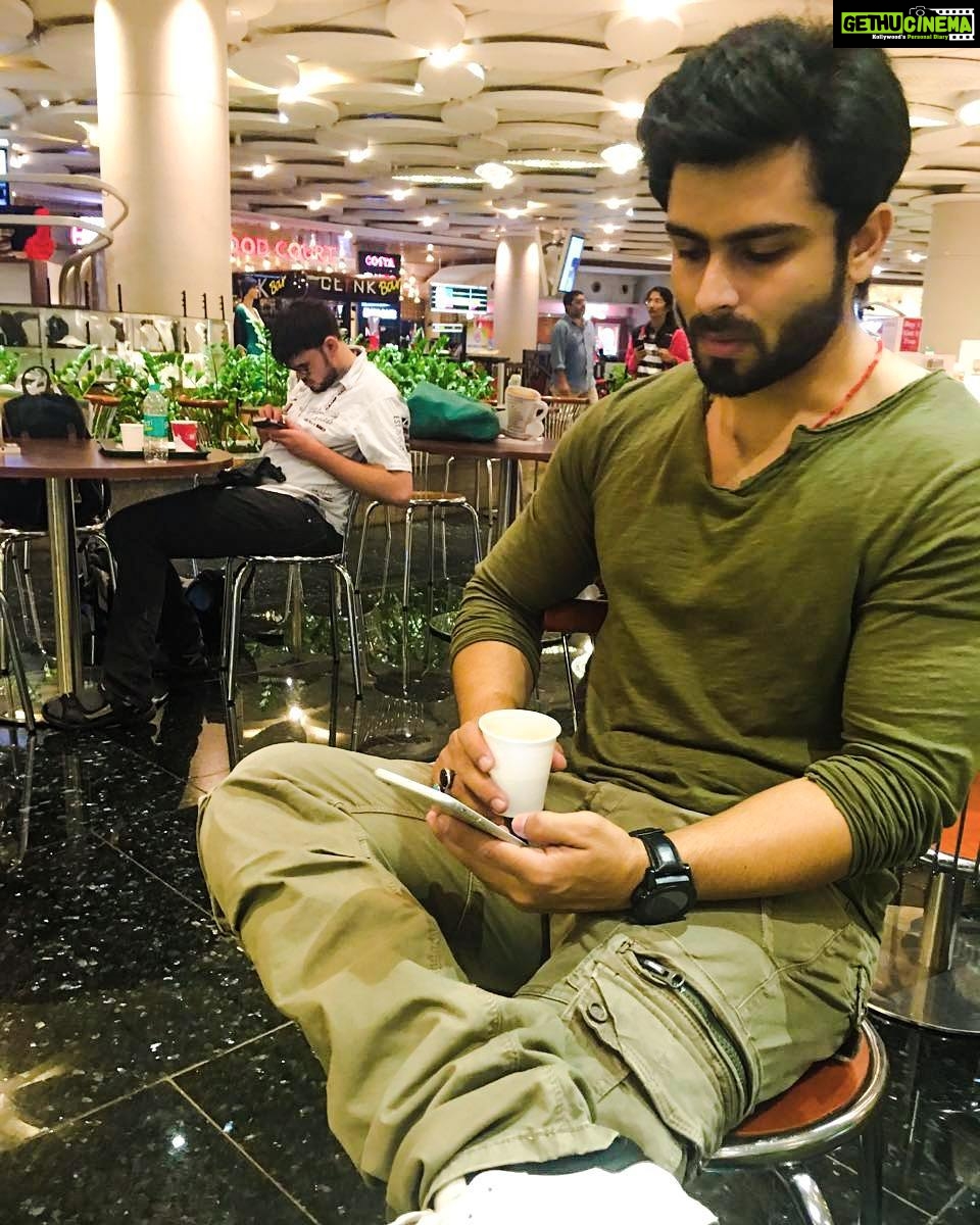 Dipika Kakar Instagram - he can never say NO to pictures 😙😙😙😙😙😙😙