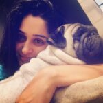 Dipika Kakar Instagram - My partner in lazing around!!! lazy sunday!!!!