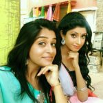 Dipika Kakar Instagram - Its soooo good wen shoot with old friends after longggggggggg...and u realise nothing has changed!!!! So happy to have u in ssk @vindhyatiwary 😘😘😘😘😘😘😘😘😘