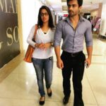 Dipika Kakar Instagram - #Repost @shoaib2087 with @repostapp ・・・ Baat mujhse kr rahi hai, but window shopping se nazrein nahi hata sakti🙈🙈