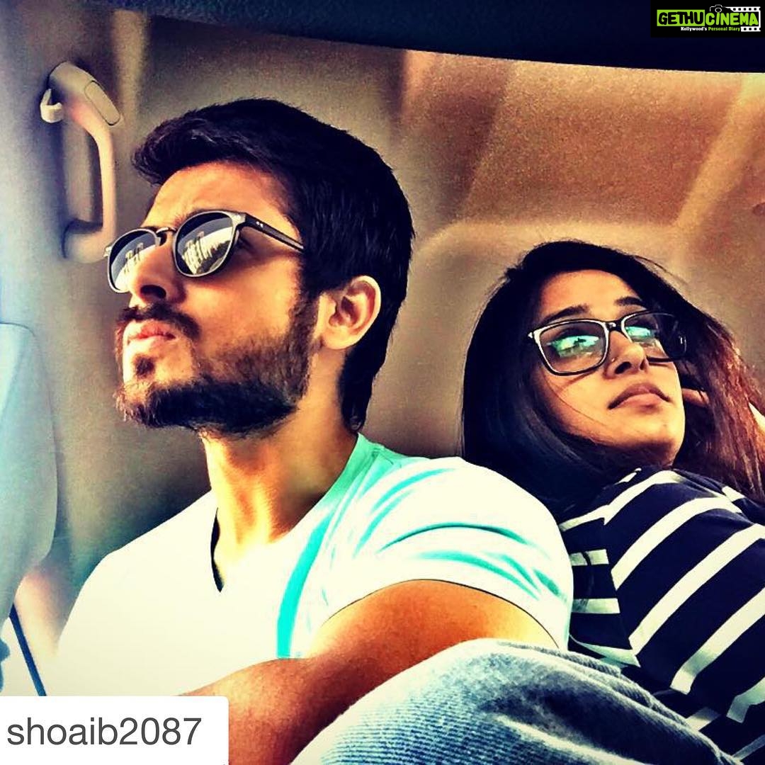 Dipika Kakar Instagram - 😩😩😩😩 #Repost @shoaib2087 with @repostapp. ・・・ @ms.dipika jitna b dimaag lagana hai laga lo koi fark nahi padne wala kyuki dimaag hai hi nahi.😝😝😝😝😝😝😝 hai na @sabaibrahim93