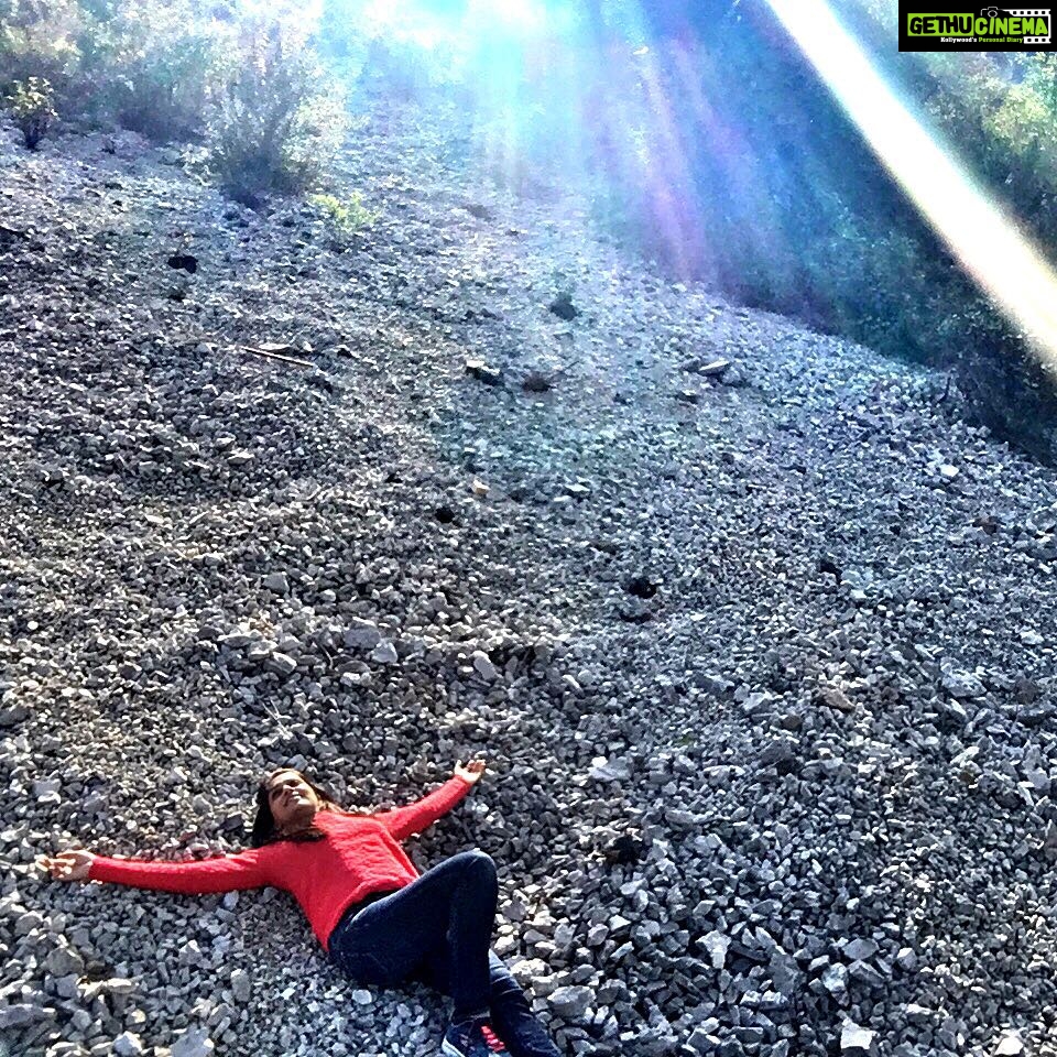 Dipika Kakar Instagram - Some trekking today ☺️