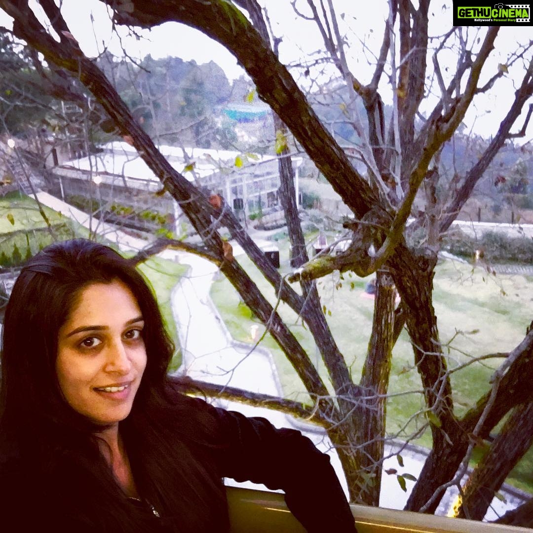 Dipika Kakar Instagram - Goodmorningggg..... Waking up to this amazing weather surrounded by hills in ghis beautiful valley mussorrie.... @shoaib2087 @sabaibrahim93