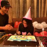 Dipika Kakar Instagram - Pic2...Cuting the cutest cake....Thank u guysss.... For all the effort...u all made me feel special!!! @shoaib2087 @sabaibrahim93 @jyotsnachandola #abhisheksharma #niteshsingh