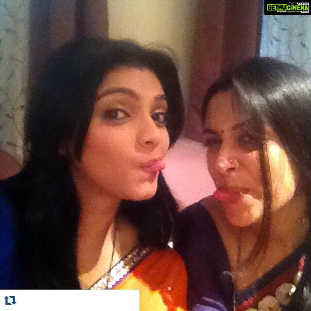 Dipika Kakar Instagram - Love u @jyotsnachandola 😘😘😘😘😘