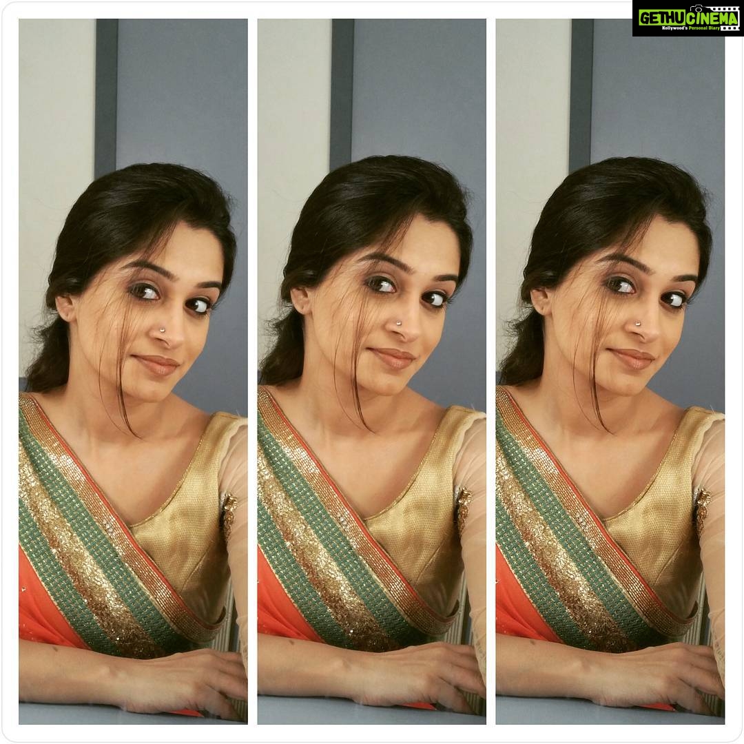 Dipika Kakar Instagram - Goodmorning everybody.... have a grt day ahead.. lots of love to all ..... @sabaibrahim93 @shoaib2087 #morning #selfie #ssk #colorstv