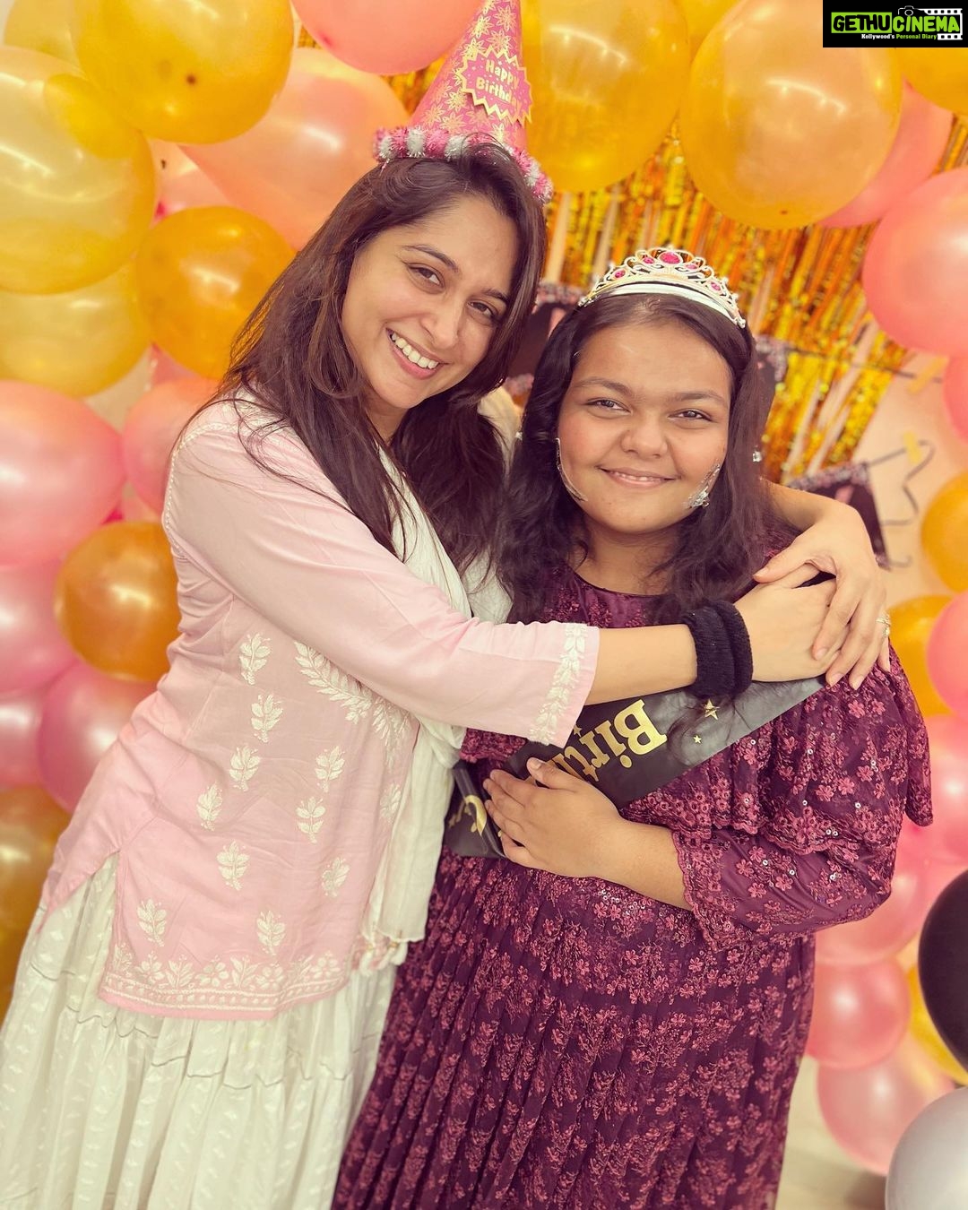 Dipika Kakar Instagram - Happy Birthday Bacha ❤️…… With each year you make me more proud as u grow more responsible, creative , hardworking keeping that beautiful innocence alive ❤️… Allah Tujhe Hamesha Khush Rakhe ❤️❤️❤️