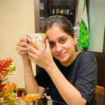 Dipika Kakar Instagram - She was in her cozy home, thankfull for everybit of comfort granted! 😊 . #alhamdulillah #begreatfulforwhatyouhave #alwaysandforever