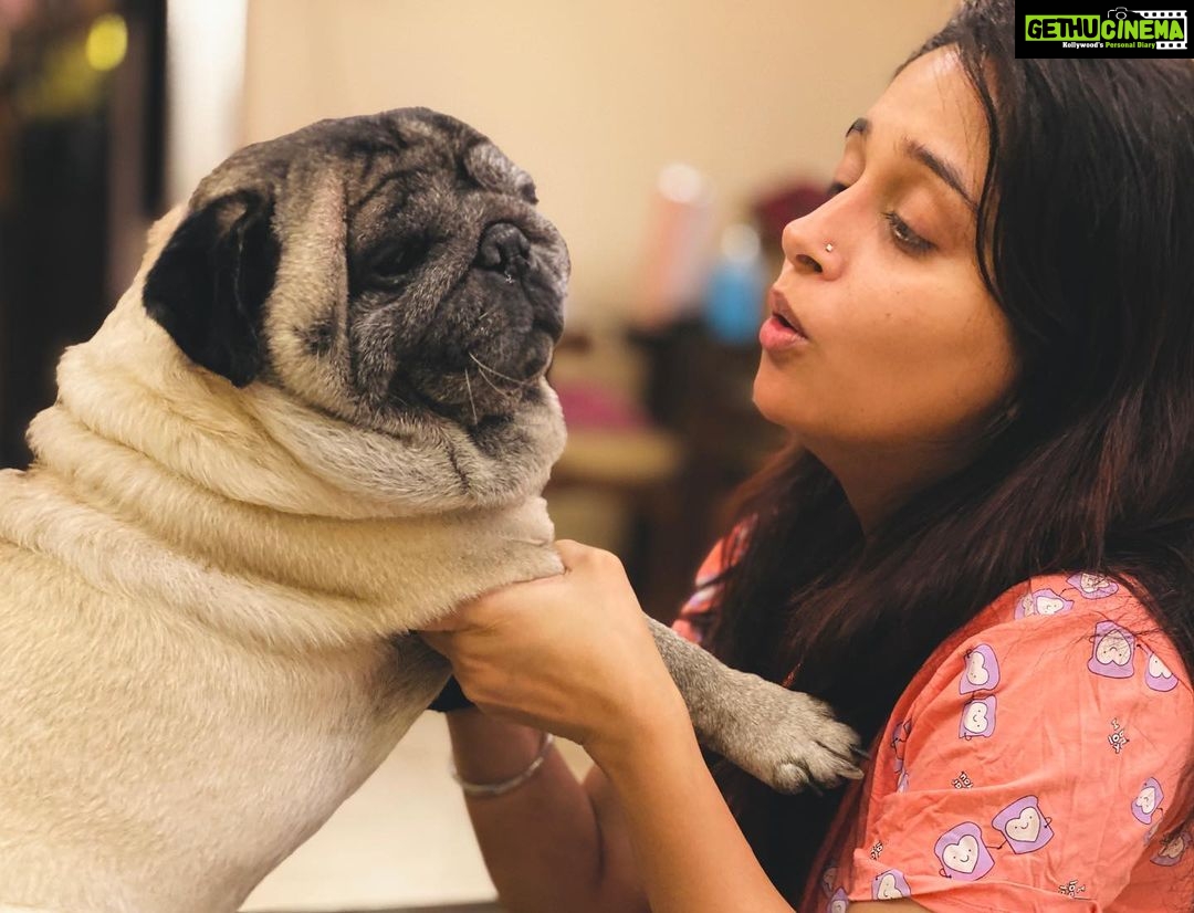 Dipika Kakar Instagram - Our late night Chit-chat !!🥰🥰🥰 . . Where only i chat he wants to run away 🙈😭