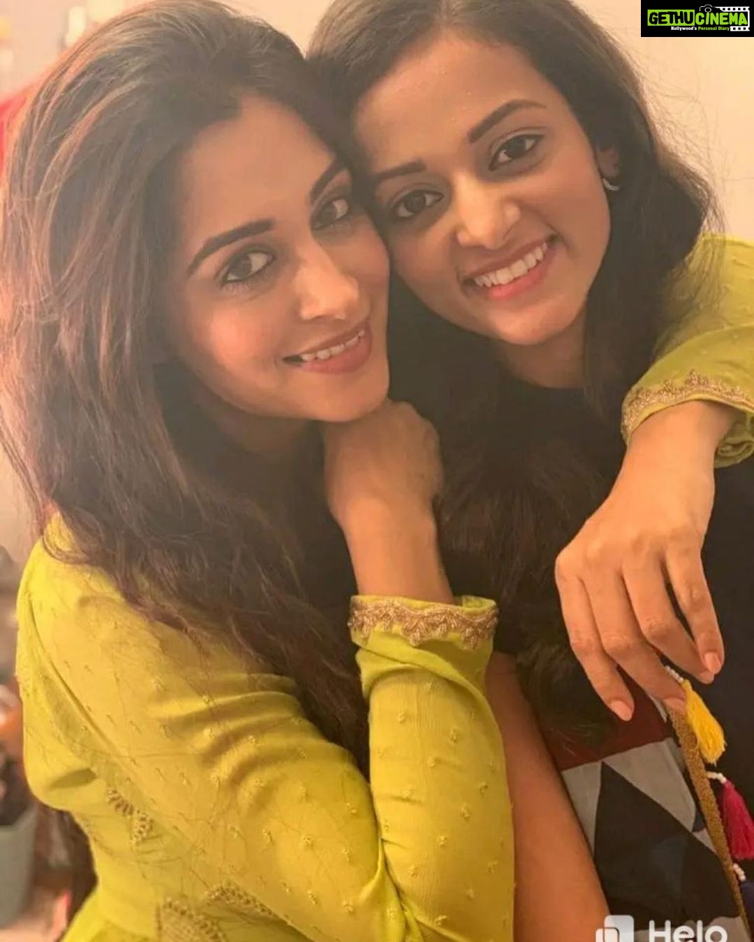 Dipika Kakar Instagram - Jaldi milllll @kajol_16 ❤️❤️❤️ @helo_indiaofficial