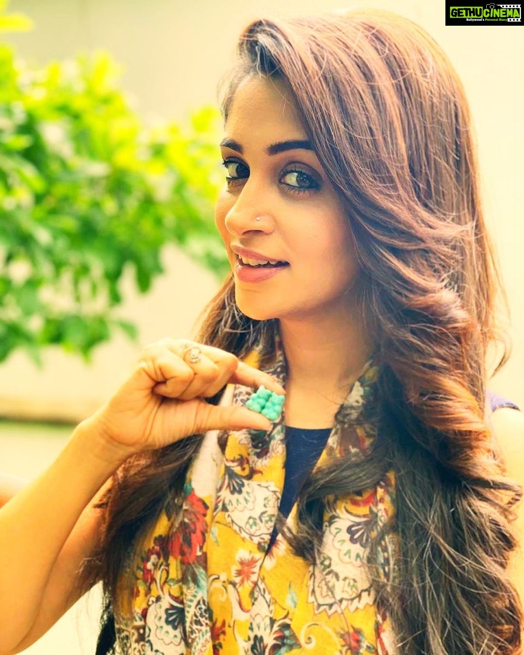 Dipika Kakar Instagram - Relieve & relax your hair.β¨ Get the benefits of Biotin and essential vitamins with superpower hair vitamins: Power Gummies!π *The much needed serenity & escape for your hair with two yummy Gummies a dayβπ» Shop now at www.powergummies.com Available on Nykaa, Amazon & Flipkart #haircare #hairvitamins #yummy #celebrity #yummy #powergummies #hair #fashion #biotin #hairgoals #longhair #style #essentialvitamins #love #instagood