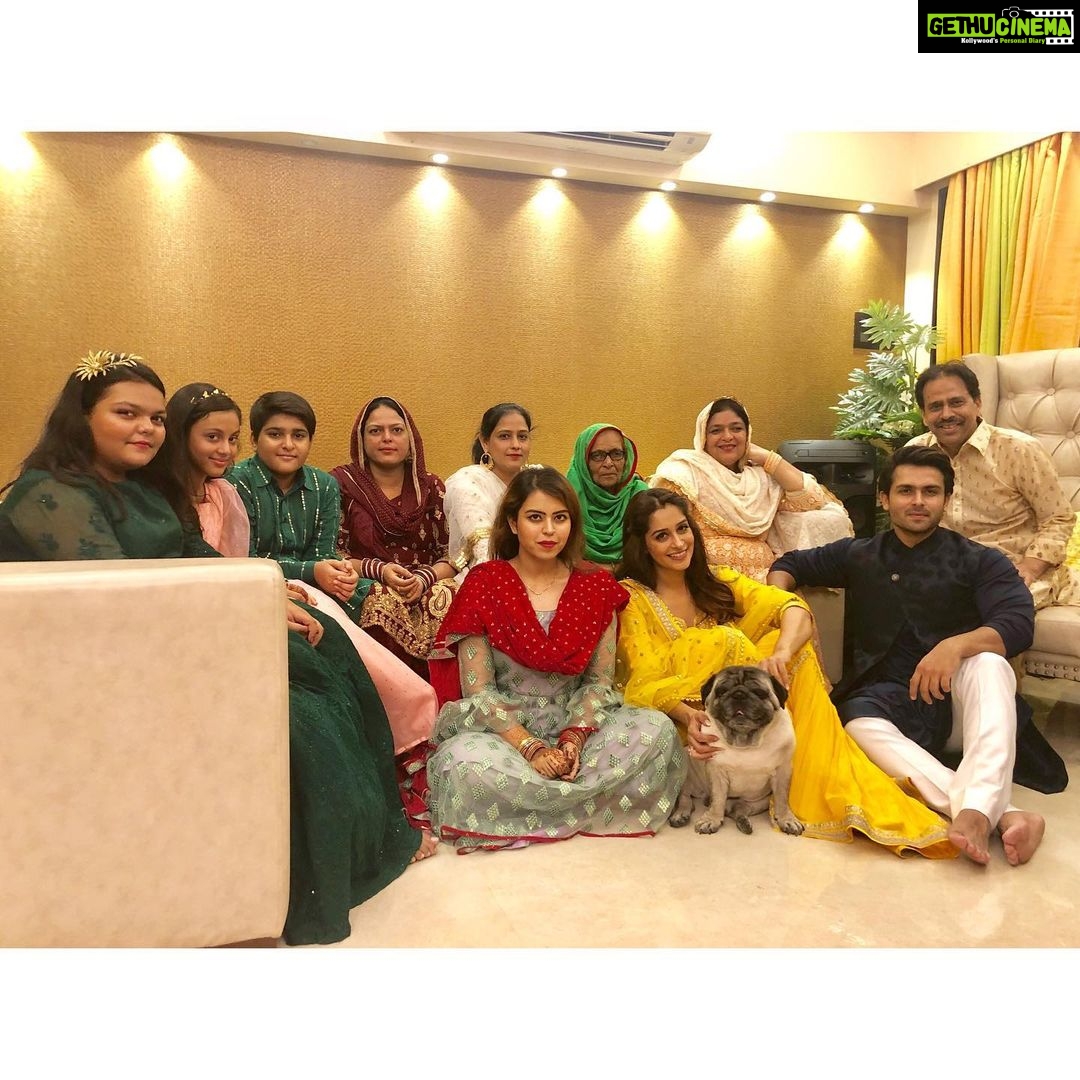 Dipika Kakar Instagram - #eid2k19 #ibrahims 💕