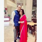 Dipika Kakar Instagram - ittefaq se hi sahi aapke itne special din pe mulaqat ho gayi... ☺️ i guess this is what true connection is, we bumped into each other when it was a special evening for both!!!! congratulation for #punchbeat the promo looks great.. cant wait to watch it.. 😍 @lostboyjourney JW Marriott Mumbai Juhu