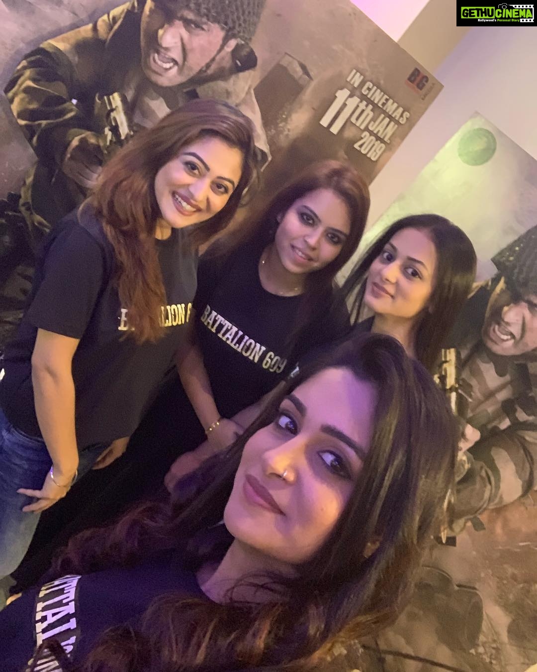 Dipika Kakar Instagram - And @shoaib2087 battalion in full swing!!!