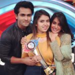 Dipika Kakar Instagram - ￼we did it!!!!! thers nothing above being honest to yourself in any and every walk of life... and that is what has made us win hearts and achieve this!!! Dil se thank you to everyone who has supported me... all the fans who have showered immense support and love..it has been a journey with a lot of ups n downs not just for me but even for my loved ones outside... lot of criticism faced and lots of memories created!!! This trophy is from you all for you all.. lots of love and a happy new year to all😊🤗🙏🏻❤️ #stayblessed . . . . Outfit :- @kalkifashion Jewellery :- @adan_creation_ . . . #dipikakakaribrahim #bb12 #colorstv @colorstv @endemolshineind @viacom18 #dipstars