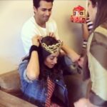 Dipika Kakar Instagram - I had said its “our win” and you guys, all you Dipstars proved me right by doing this!!! So much love came to my house through just one Dipstar- @lavina.bharti she carried gifts and loads of love sent by so many of you’ll!!! Aaj thank you nahi bolungi kyunki aaplog meri wo family ho jinpe ab mera haq hai!!! bass yahi bolungi ki aap sabne jo efforts liye mujhtak ye saare gifts pahuchaane ke liye... aapke letters aapsab ka ye pyaar sabse zyaada and sabse priceless possesion hai meri @shoaib2087 aur @saba_ka_jahaan ki !!! Hamesha aise hi rahiyega humse judke aur inshallah humaari ye family isi tarah badti rahe!!! #LoveYouDipstars ❤️🤗🙏🏻😅