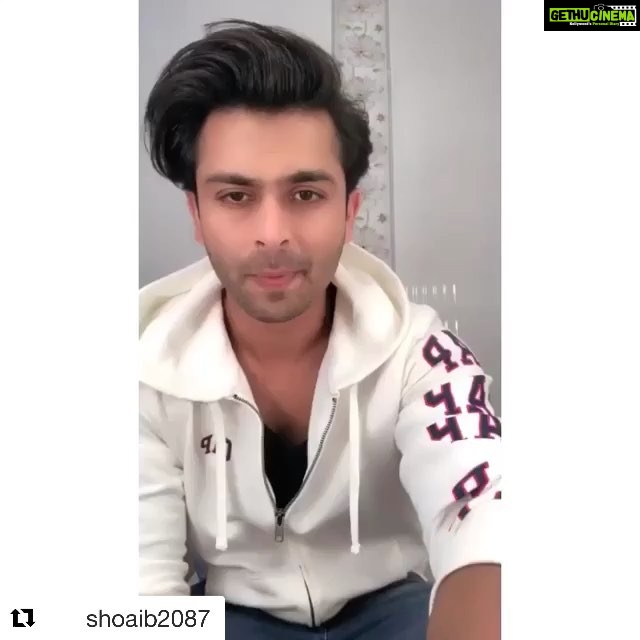 Dipika Kakar Instagram - Please please vote for Dipika 🙏🏻 go to vote app or log on to www.voot.com voting lines subah 10 baje tak khuli hui hain.. @colorstv @endemolshineind . . #Repost @shoaib2087 with @get_repost ・・・ 🙏🏻🙏🏻🙏🏻